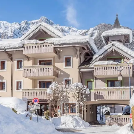 La Ginabelle Vue Mont Blanc Avec Piscine Apartment *