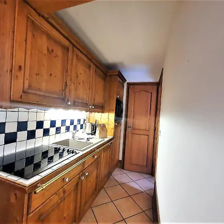 La Ginabelle Vue Mont Blanc Avec Piscine Apartment *