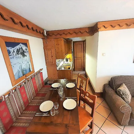 La Ginabelle Vue Mont Blanc Avec Piscine Appartement Chamonix